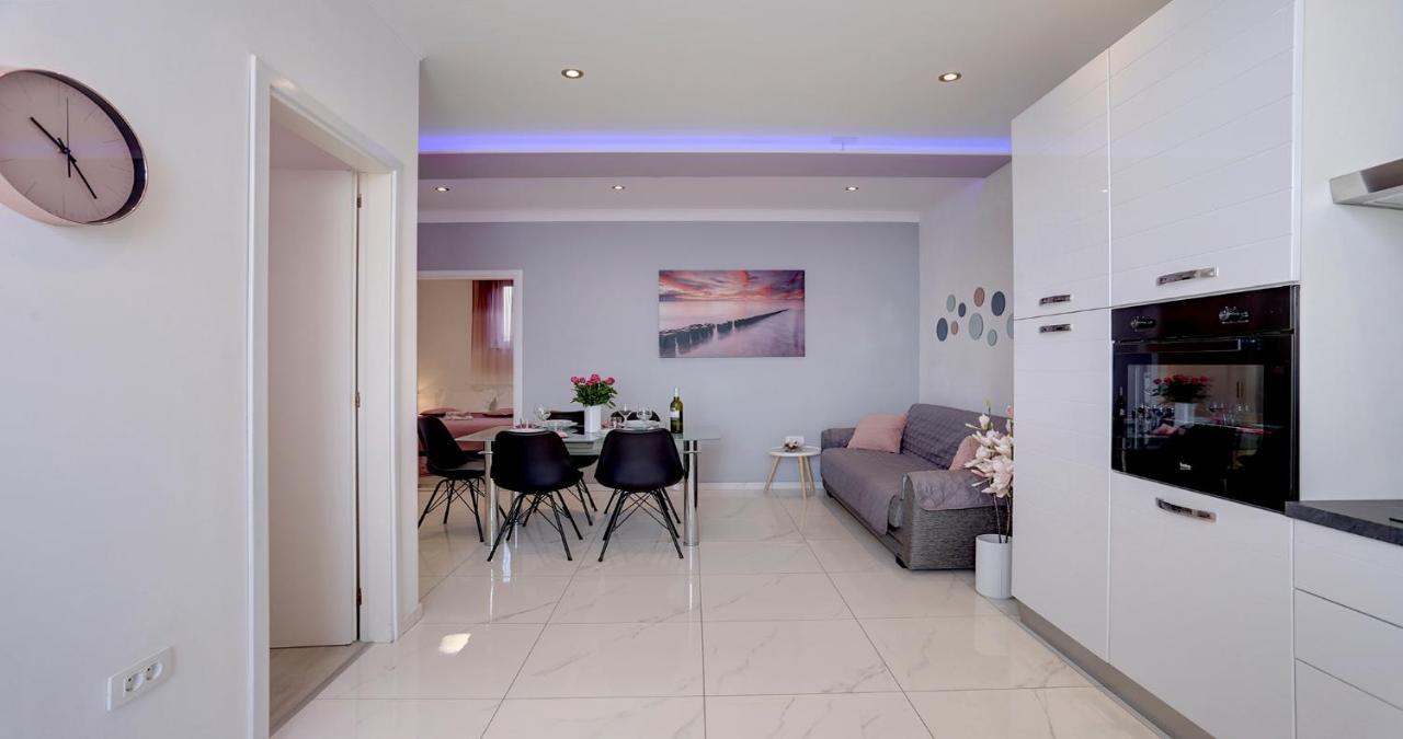 Adorable Apartment Ena คาชเตลา ภายนอก รูปภาพ