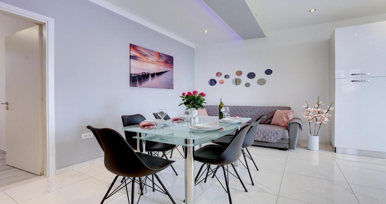 Adorable Apartment Ena คาชเตลา ภายนอก รูปภาพ