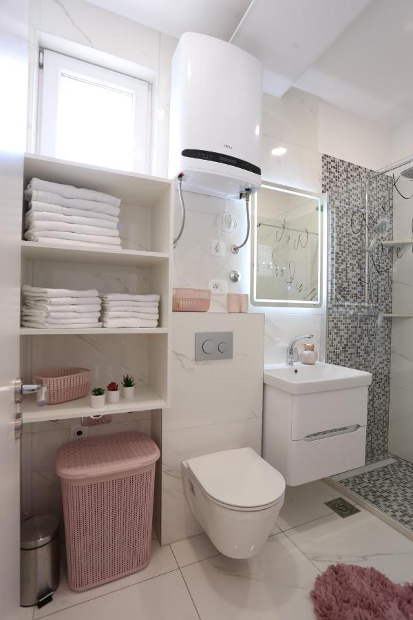 Adorable Apartment Ena คาชเตลา ภายนอก รูปภาพ
